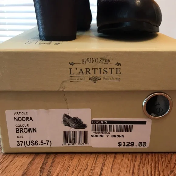 Noora by L'Artiste for Springstep - Picture 10 of 10